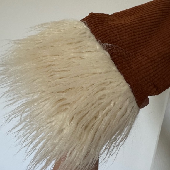 SOLD - Picture 4 of 5